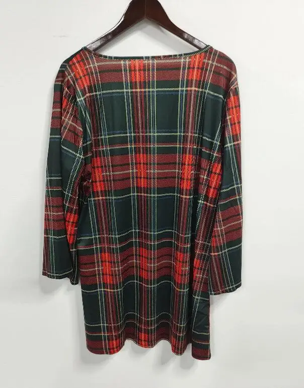 Plus Size Casual Top, Women's Plus Plaid Print Long Sleeve V Neck Slight Stretch Top