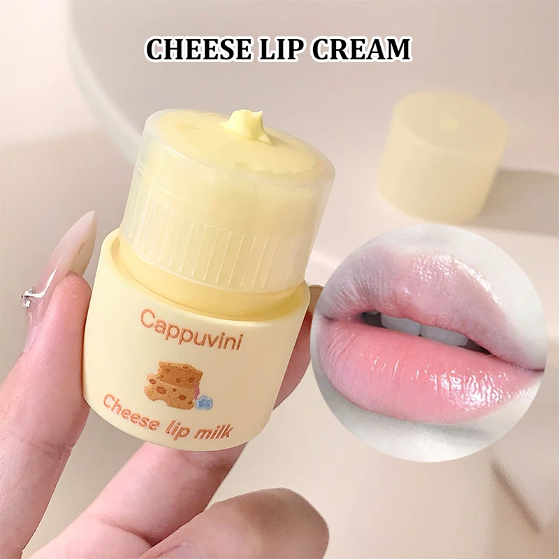 يحتوي كريم الشفاه Cappuvini Cheese على تركيبة لطيفة لترطيب ومرطبًا، ويحمي الشفاه، ويحسن خطوط الشفاه، وهو يجب اقتناؤه لفصل الخريف والشتاء، وهو جوهر شفاه منعش وغير لزج.