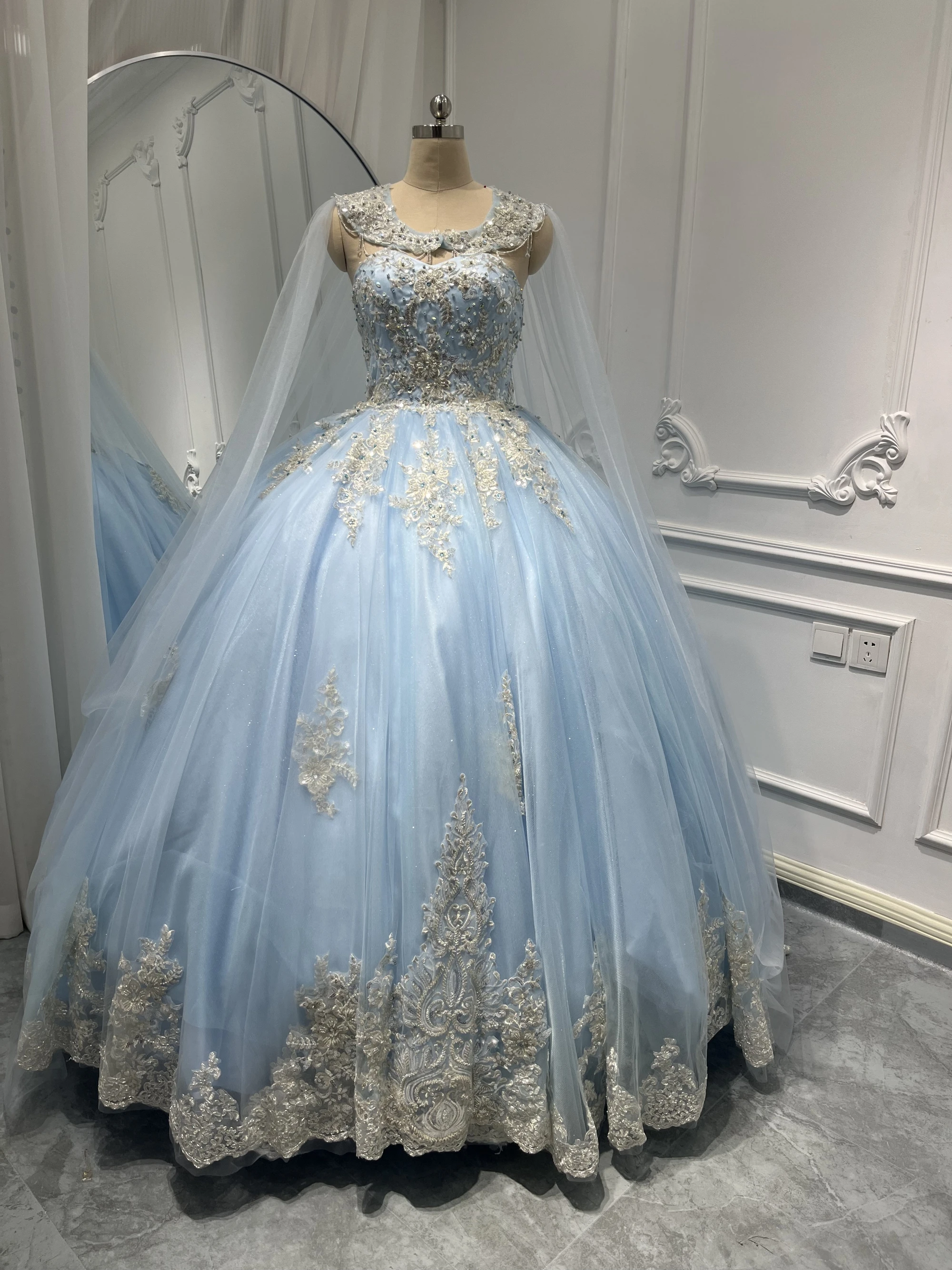 Real Picture Mexican Sky Blue 15th Girl Quinceanera Dresses With Cape Beading Applique Lace Up Women Ballgown Prom Party Dress