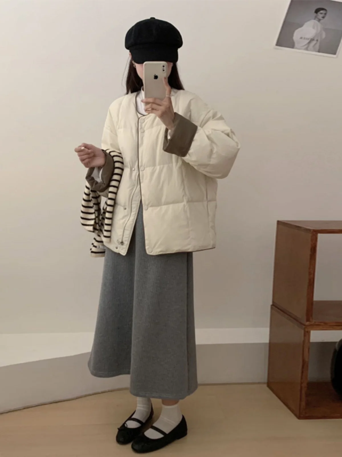 

Модная женская хлопковая куртка в корейском стиле, зима 2025, теплая дутая куртка, стильная верхняя одежда малого размера, трендовая, универсальная