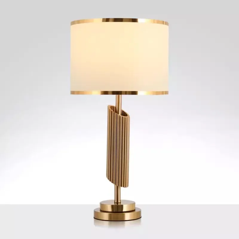 

European Cloth Table Lamp Post Modern Study Bedroom Bedside Lamp North Model Room Living Room Hotel Metal Decor Table Lamp