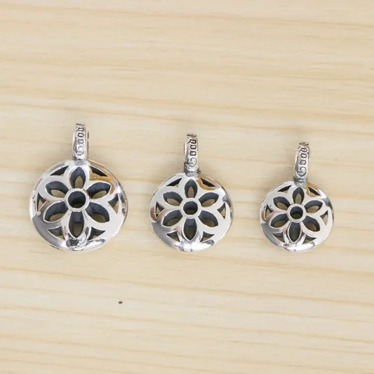 

Simple, fashionable, casual accessories, ethnic style, personalized hang tag pendant, women's necklace, s925 pure silver cherry