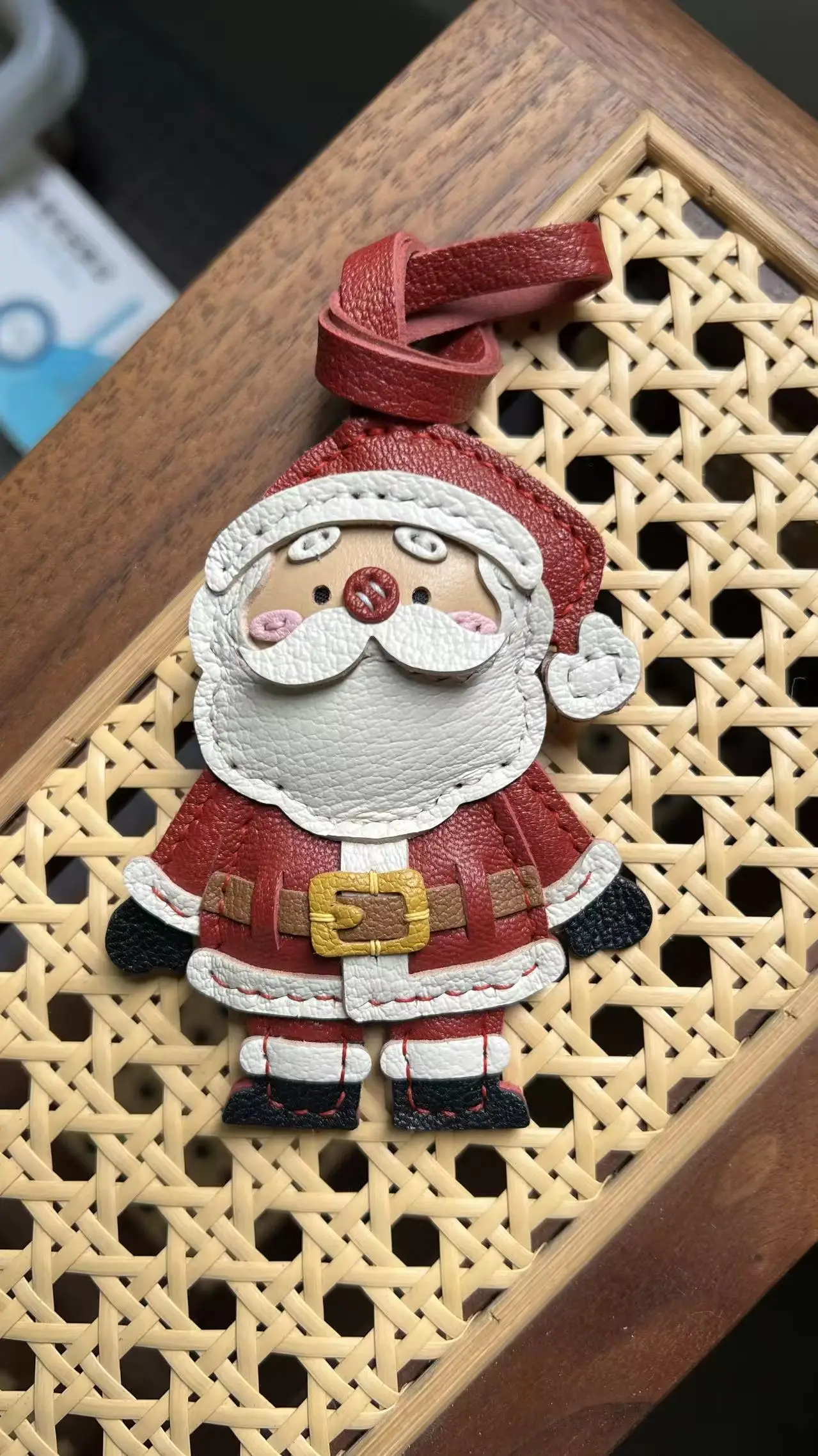 

Christmas gift gingerbread man Santa Claus style handmade genuine leather bag pendant keychain decoration cute holiday gift