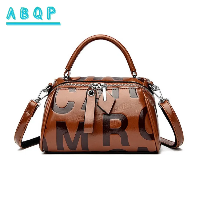 

New Women's Shoulder Bag Letter Fashion Women's Shoulder Messenger Bag PU Large Capacity Luxury Casual Women's Bag High Quality