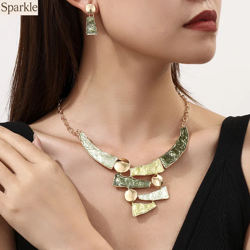 

Colored Enamel Hollow Geometric Line Necklace and Earring Set for Women High-End Fashion Jewelry Set Charm Luxury Accessories