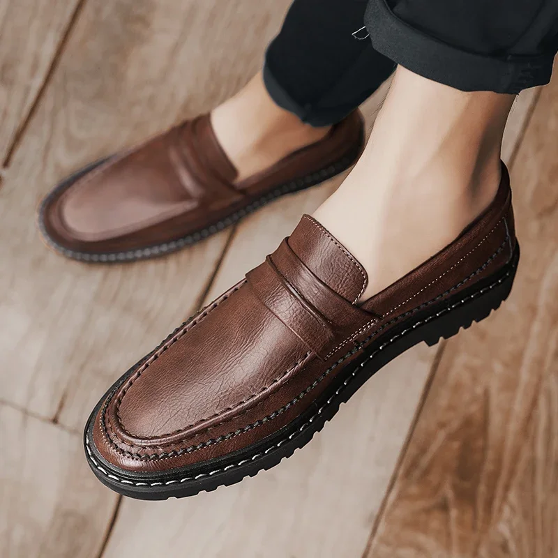 

Real Leather Men Shoes Casual Outdoor Breathable Men Loafers Quality Genuine Leather Shoes Men Flats Hot Sale Moccasins Shoe