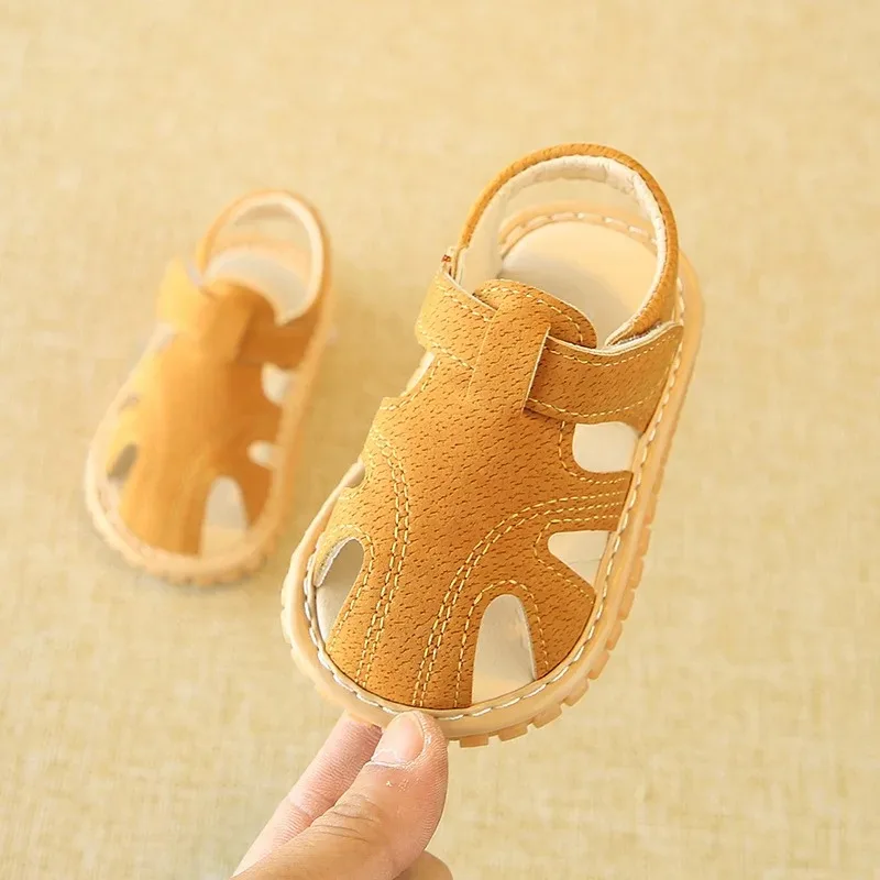 Baby Quietsch-Sandalen für Sommer, Kleinkinder Jungen Mädchen, Niedliche Freizeitschuhe, Rutschfeste Indoor-Lauflernschuhe – Detail 14