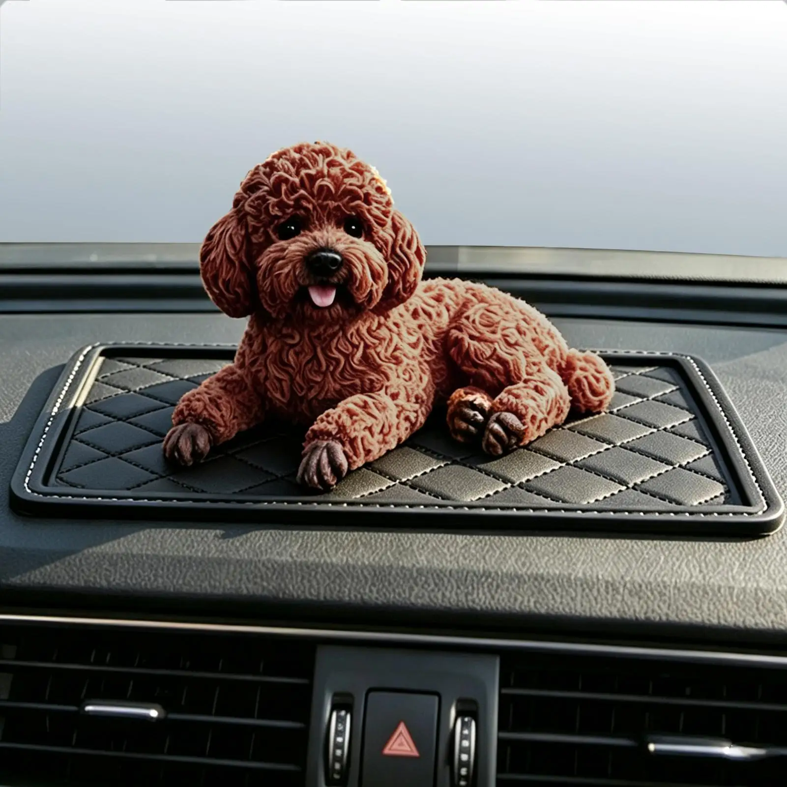 Car Dashboard Ornament Resin Decorative Collectible Dog Sculpture Car Dashboard Dog Statue For Automotive Sedan Pickup Truck RV