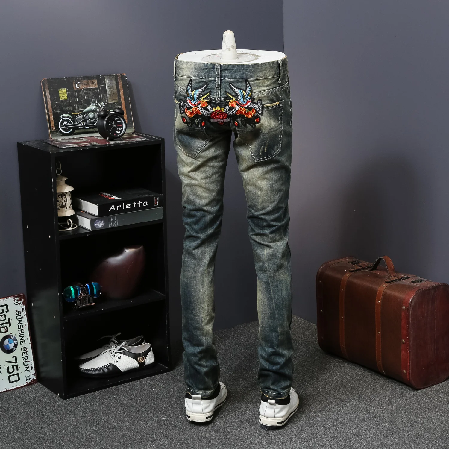 Pants Denim Hip Hop Men Trousers 2023 Fashion Flower Embroidery Men Jeans Summer New Skinny Jeans Men Casual Slim Fit Blue