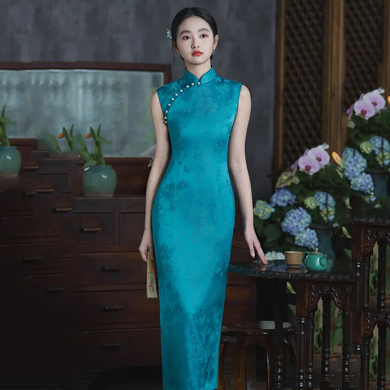 

Retro Blue Slim Fit Long Cheongsam High-end New Chinese Style Dress