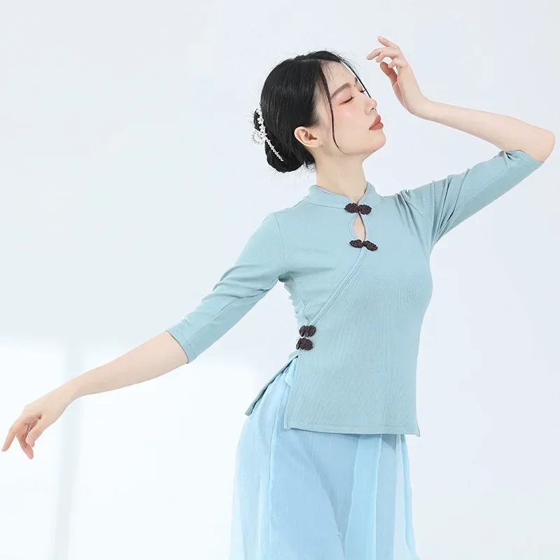 

Classical dance hollow top, disc-buckled cheongsam collar, medium-sleeved practice clothes, slim-fitting and thin body clothes