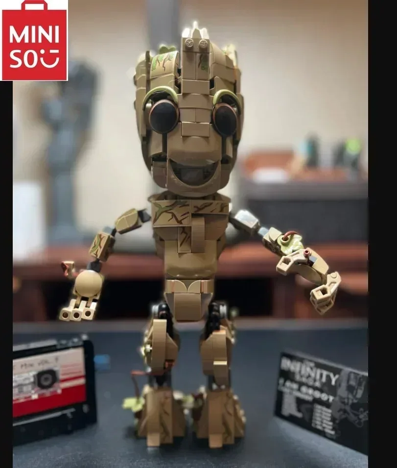 Miniso Marvel Superhero 76217، شخصية نموذجية I am Groot Little Tree Man، هدية لعبة مكعبات بناء للأطفال