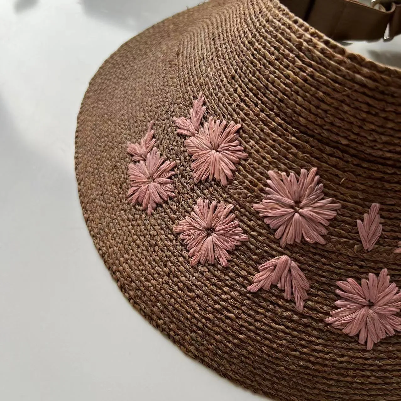 New Korean Fashion Empty Top Raffia Flower Embroider Straw Hats Women Holiday Casual Sun   Hat High Quality Sombrero Mujer Playa