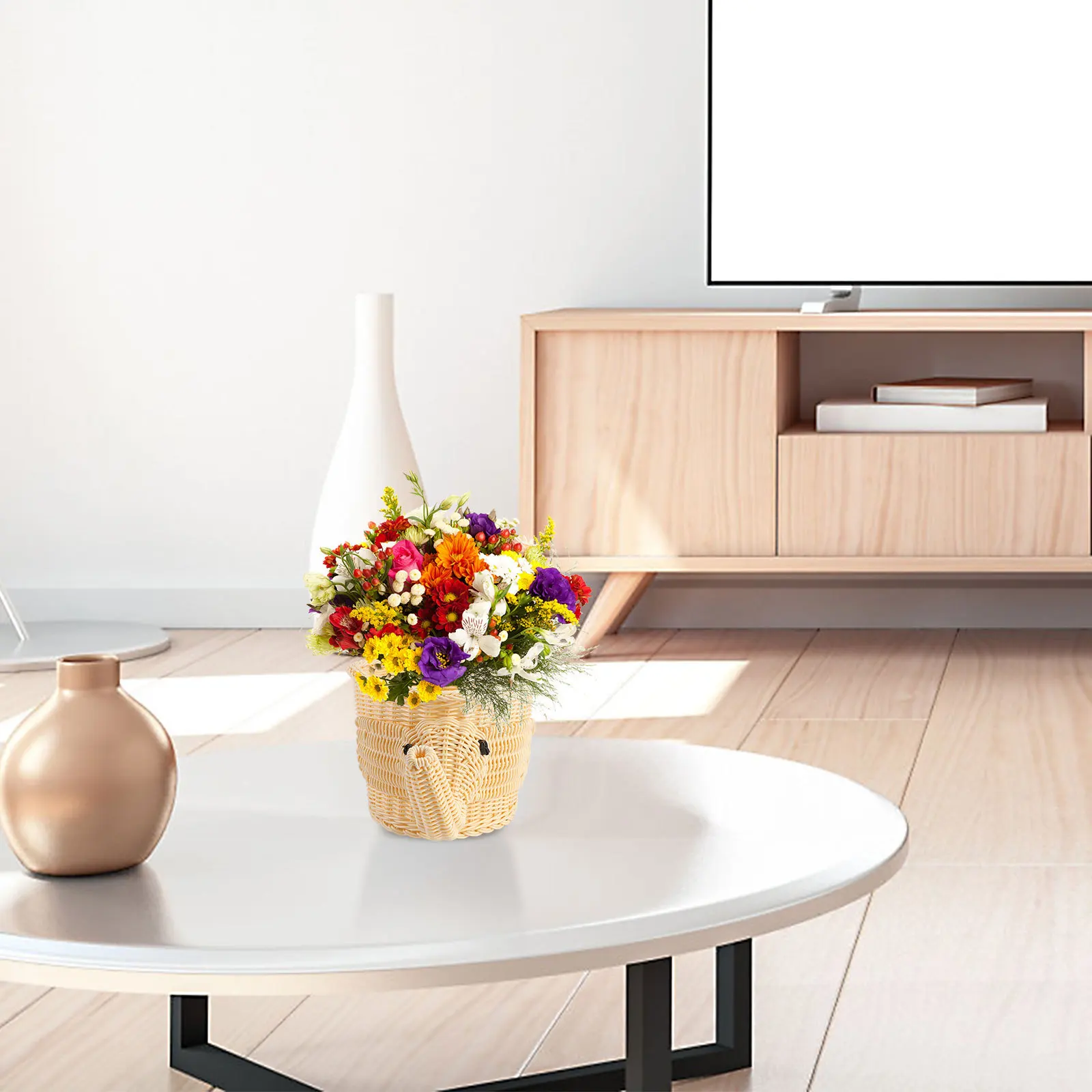 

1Pcs Elephant Shaped Rattan Fruit Basket Natural Handwoven Storage Container for Home Kitchen Picnic Use Vegetable Holder Table