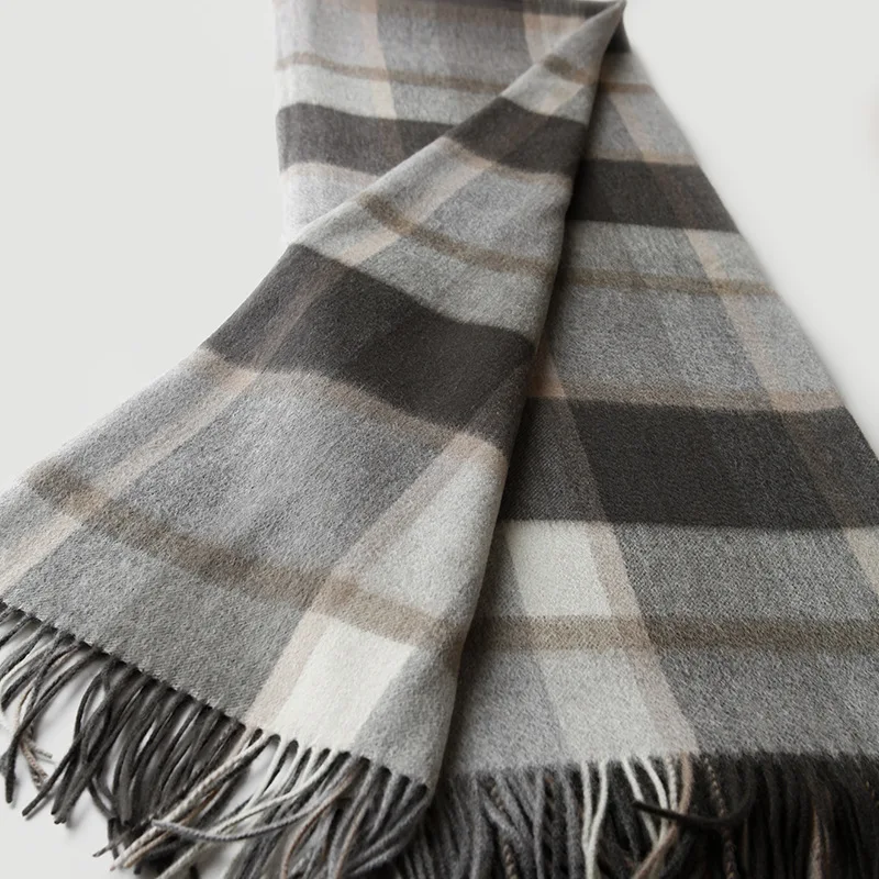 Scottish plaid striped wool cashmere blanket, Home travel camping cover, Autumn and winter hotel warm tassel aircraft blanket