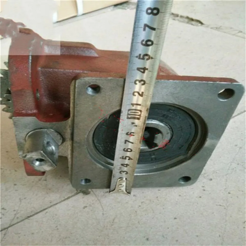 Pto Pump Howo Mitsubishi Truck لـ Fuso Ud Hino M550 Power Take Off Pto #4