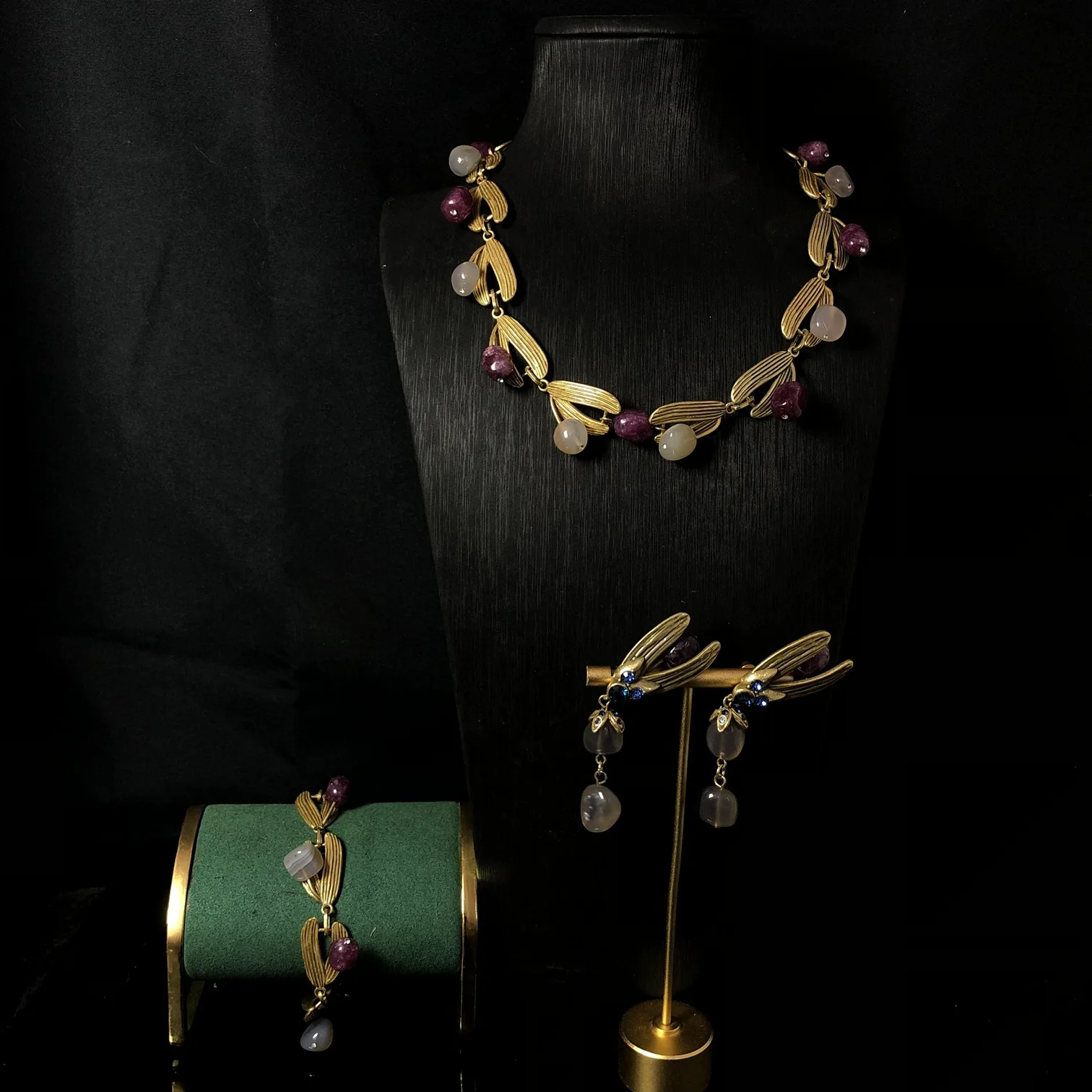 Vintage Zircon Jewelry Set for Women 2026 European And American High-End Light Luxury Earrings And Necklace Combo
