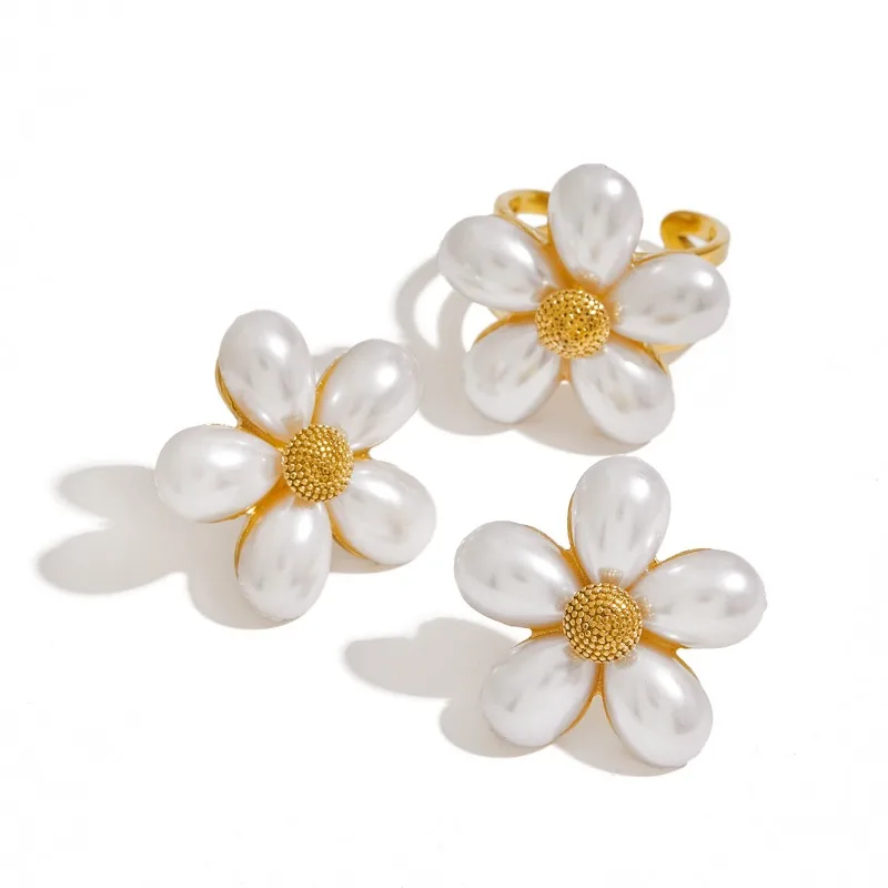 

Minar Elegant White Imitation Pearl Flower Petal Dangle Earrings for Women 18K Gold PVD Plated Stainless Steel Wedding Jewelry