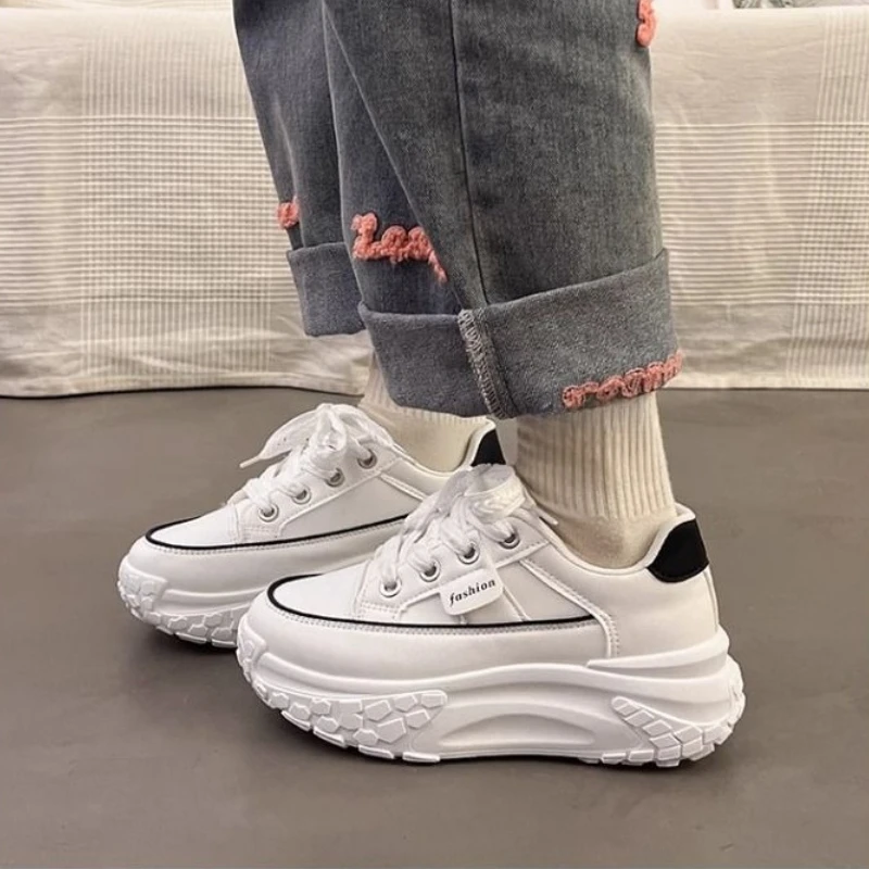 

2025 New Design Thick Sole White Platform Sneakers Women Hot Sale Spring Casual Sport Versatile Height Increase Fashion Shoes