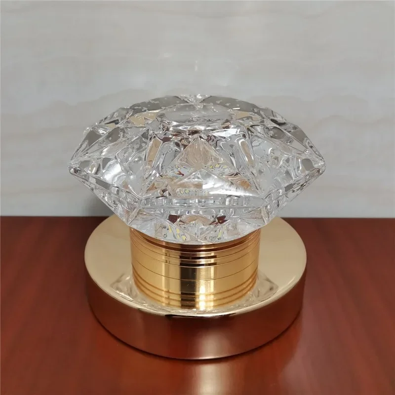 

Настольная лампа для спальни - в романтическом стиле для пар, современный дизайн с LED-подсветкой и кристаллами.