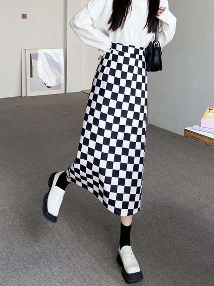 

Black White Checkered Vintage Versatile A-line Skirts Women's Clothing Mid Length Slim Elegant Style Bodycon Long Skirt 2024New