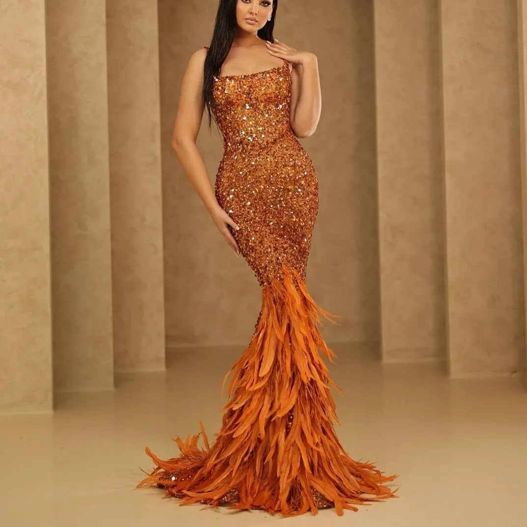 Sparkly Mermaid Evening Dresses Sleeveless Bateau Straps Sequins Beaded Appliques 3D Lace Feather Train Prom Dresses Custom Made