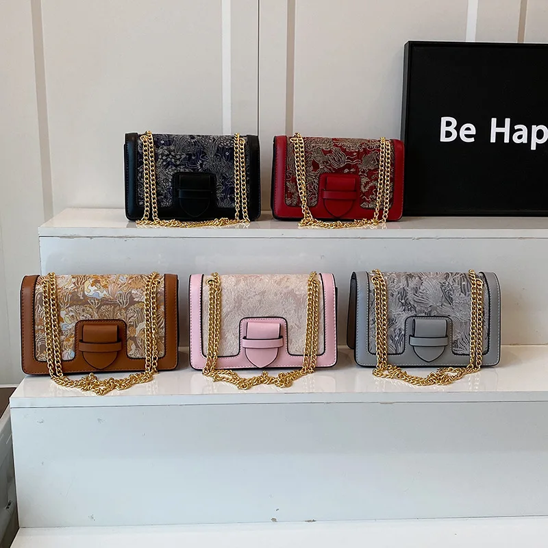 

2025 Stylish Square Bag, Chain Shoulder Purse for Women, Versatile Crossbody Bag, Minimalist Day to Night Tote, Textured Sling