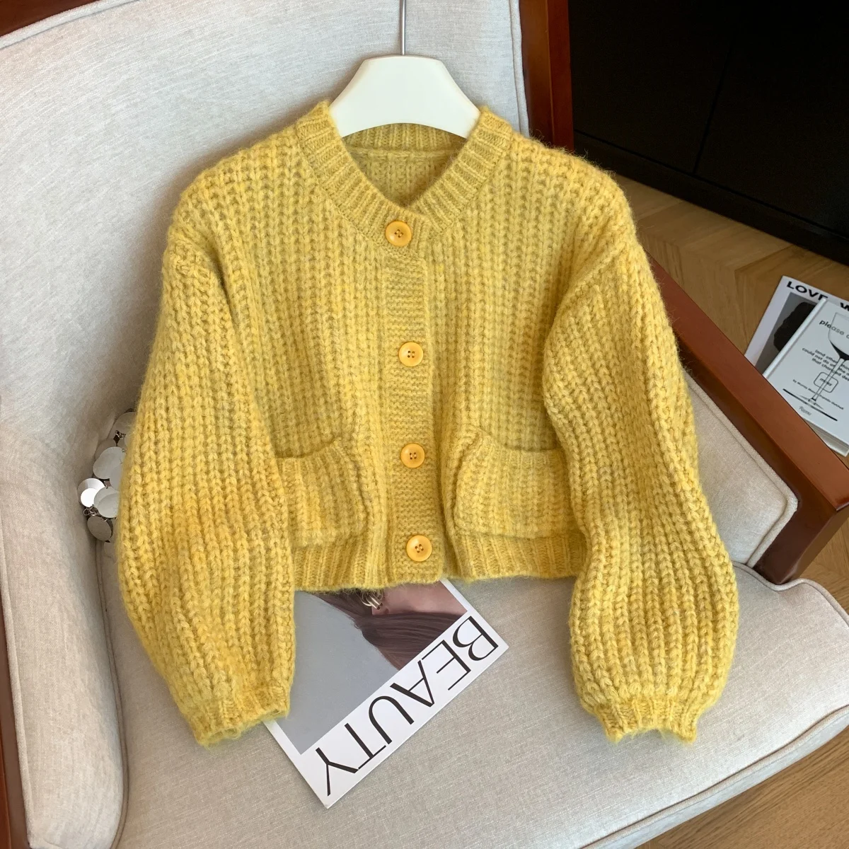 

Women Yellow O-Neck Cardigan Warm Thicke Sweater Y2k Vintage 2000s Jumper Long Sleeves Cropped Knit Sweater Jacket Autumn Winter