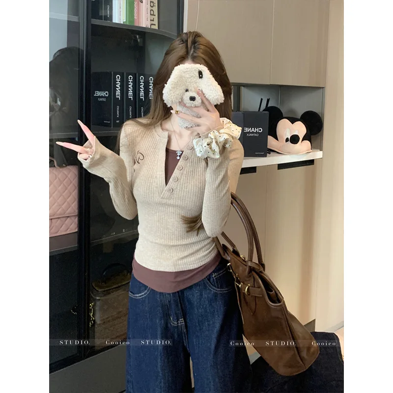 Women Fake Two Piece T-Shirt 2026 Autumn Winter New Long Sleeve V-Neck Slim Fit Knitted Crop Top Retro Y2K Sexy Club Blouse