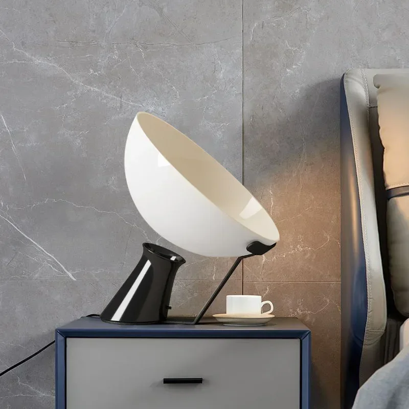 

Artistic Modern LED Table Lamps Minimalist Night Lampare Black Bedroom Desk Lamp Decoration Bedside Shipping