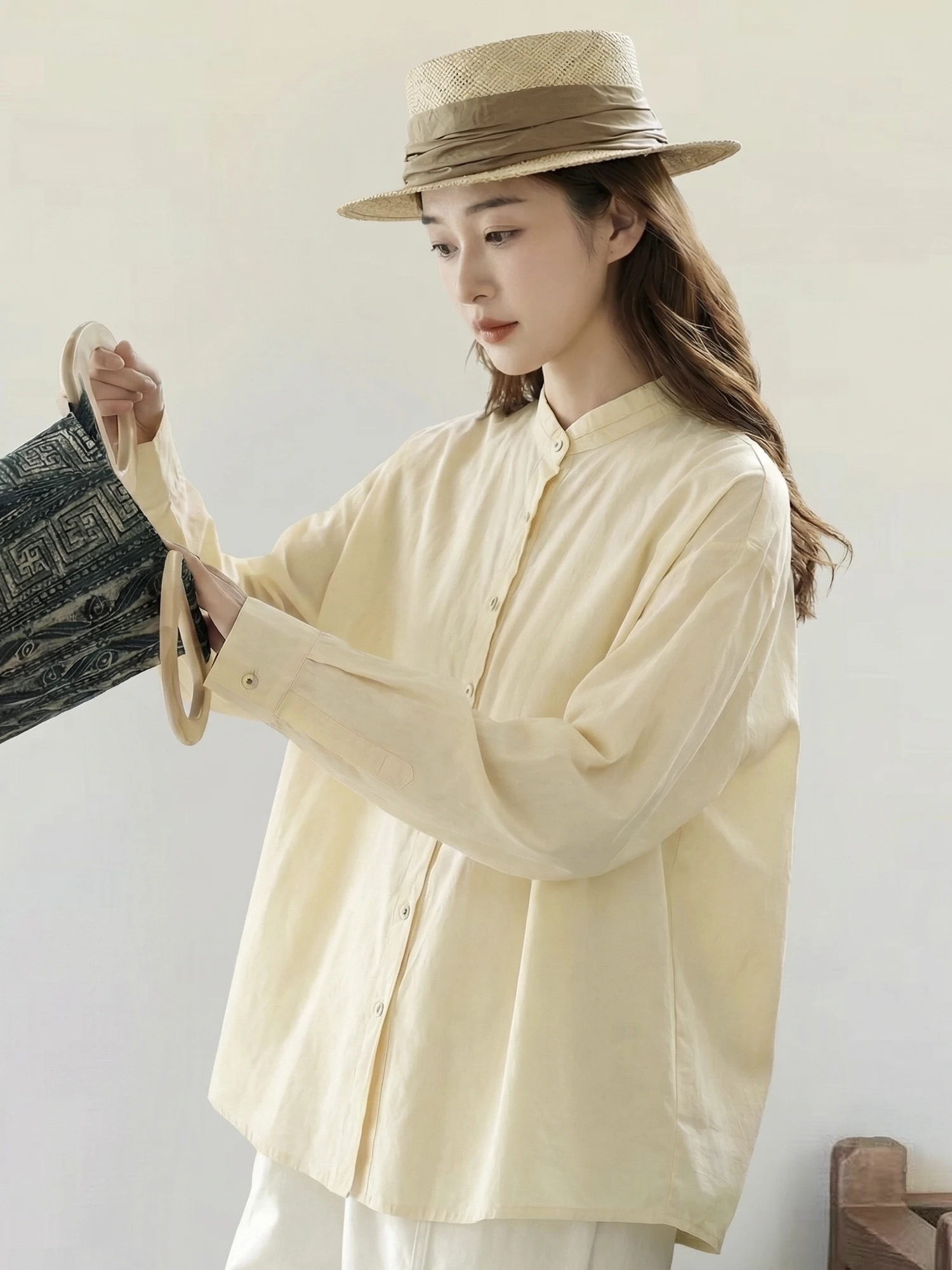 

Camiyu Spring New Loose Women's Long Sleeve Shirt Stand Collar Breathable Casual Style Cotton Sun Protection Outerwear