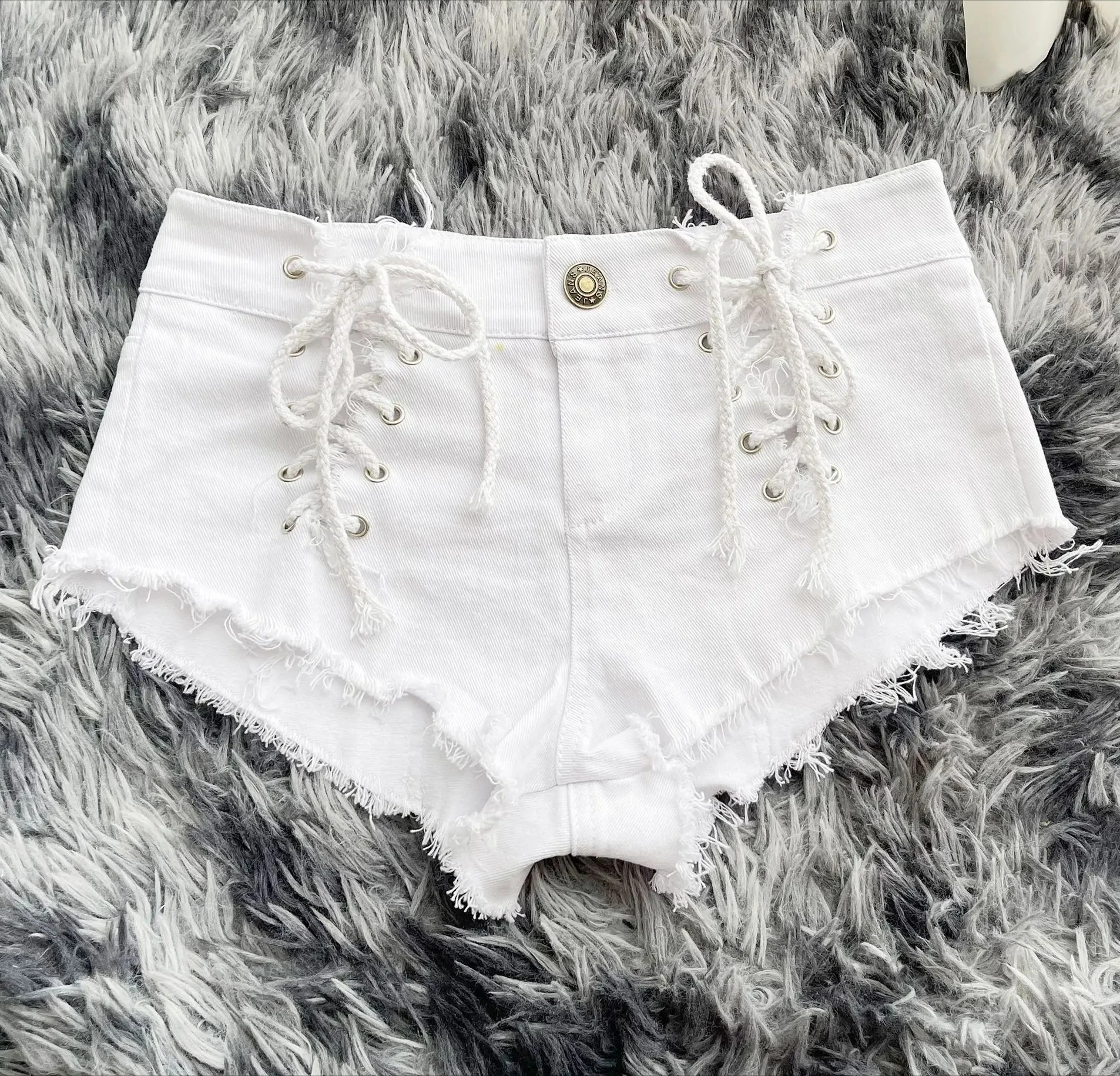 

Новые женские джинсовые шорты 2026 года на бретелях с эластичной шнуровкой, ультракороткие, для ночного клуба, черные, синие, белые