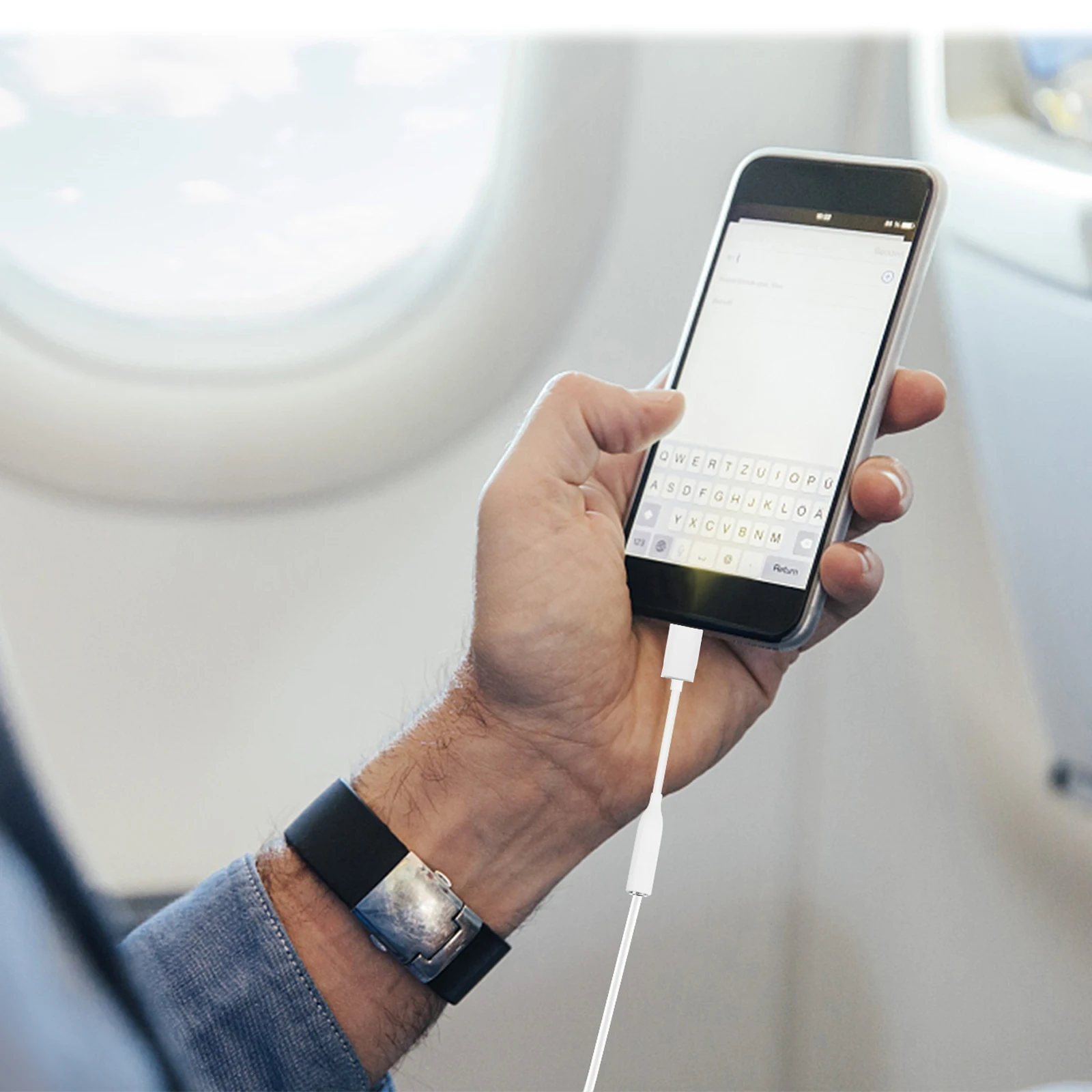 

1pc Type-C Headphone Adapter 3.5Mm Jack Converter Earphone Port Support Audio Charging Simultaneously Fit All Smartphonestype-C