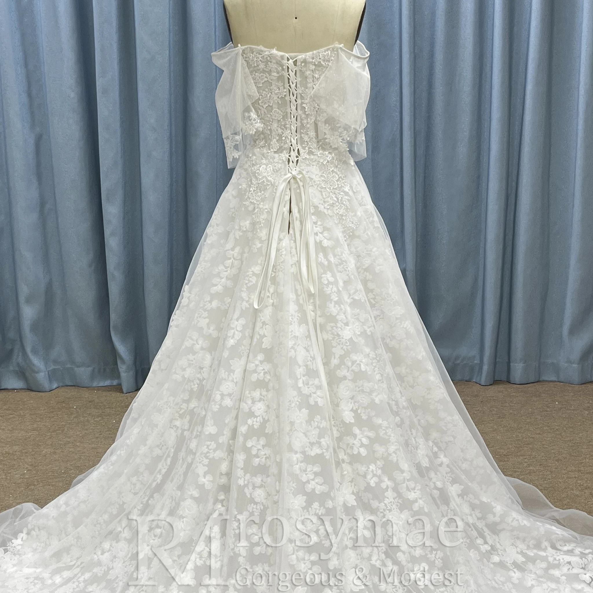 Rosymae خارج على الكتف الأزهار الدانتيل الكرة ثوب الزفاف فستان أنيق كم طويل فستان زفاف أبيض vestidos de boda para fiestas