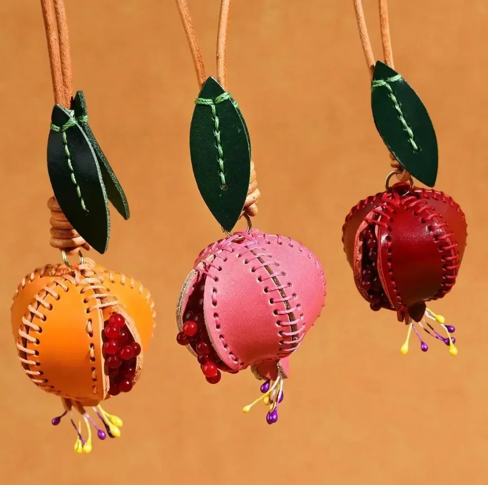 High-End Hand-Stitched Vegetable Tanned Leather Pendant Pomegranate Full-Grain Cowhide Car Bag Accessory