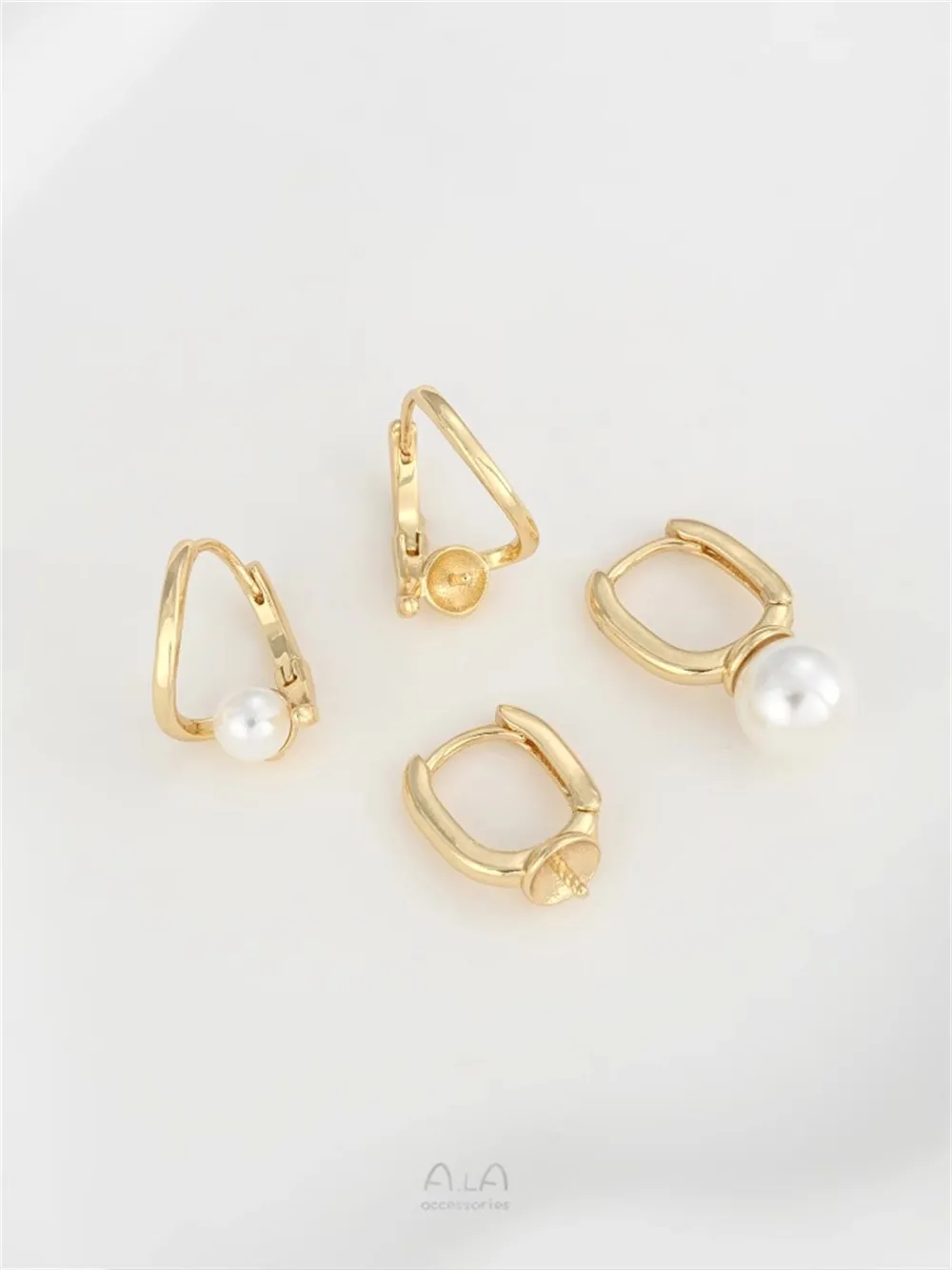 

14K Gold-clad V-shaped Rectangular U-shaped Half-hole Bead Lug Buckle Diy Hand-bonded Pearl Hand-made Earrings Accessories E389