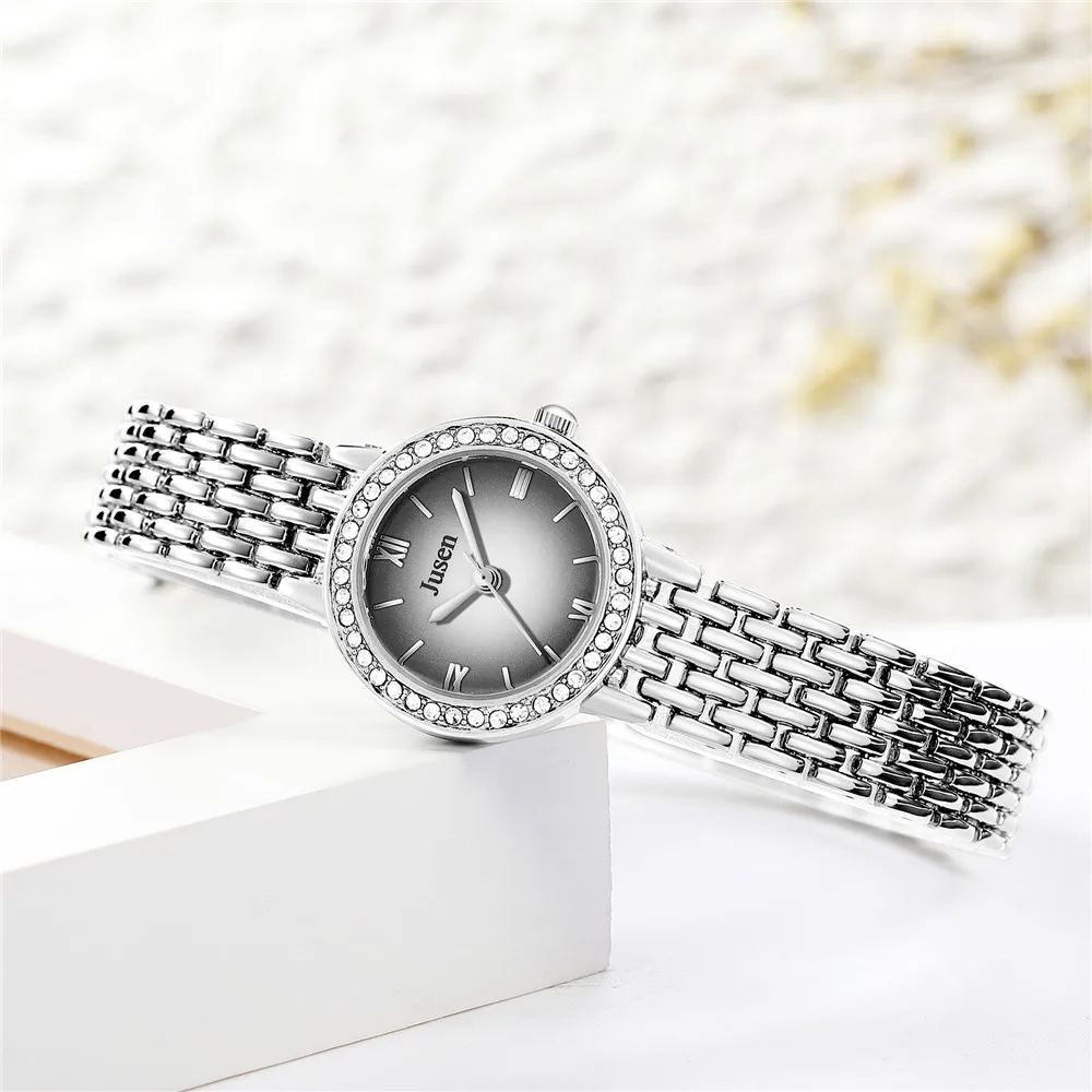 

Роскошные женские наручные часы из кварцевой стали с блестящими стразами