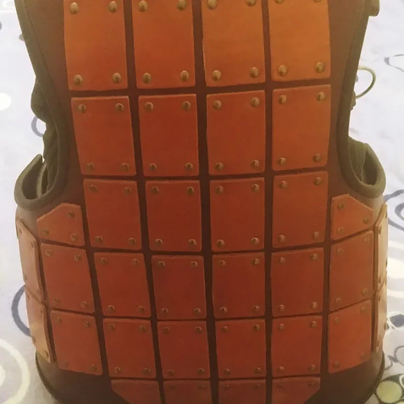 درع جسم من جلد الفايكنج للقرصان المرتزق في العصور الوسطى ، زي تنكري ، ستيم بنك ، صفيحة صدر فارس ساكسون ، صفيحة صدر ، كارس ، كارس