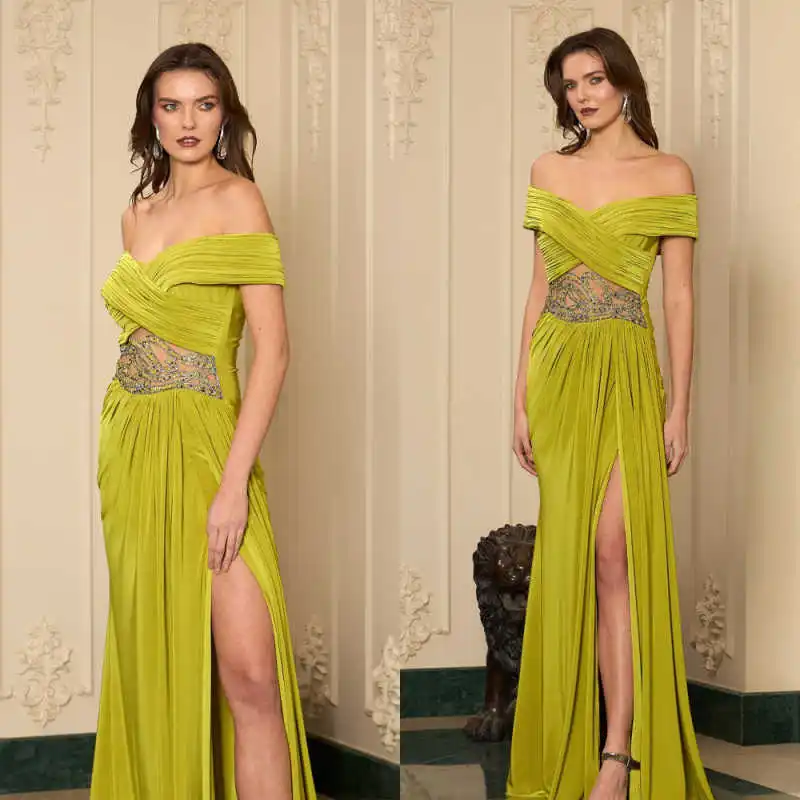 

Stunning A Line Evening Dresses Off Shoulder Sleeveless Prom Gowns Front Slit Crystal Beadeds Birthday Party Custom Made