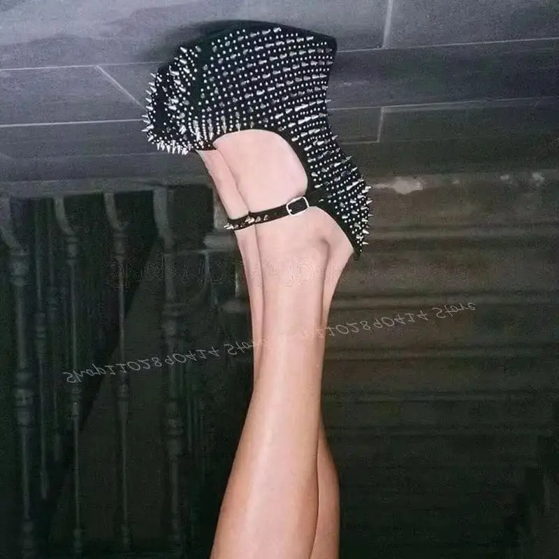 

Rivets Decor Black Strange Style Heels Platform Pumps Ankle Buckle Strap Women Shoes Sexy Party Runway 2026 Zapatos Para Mujere