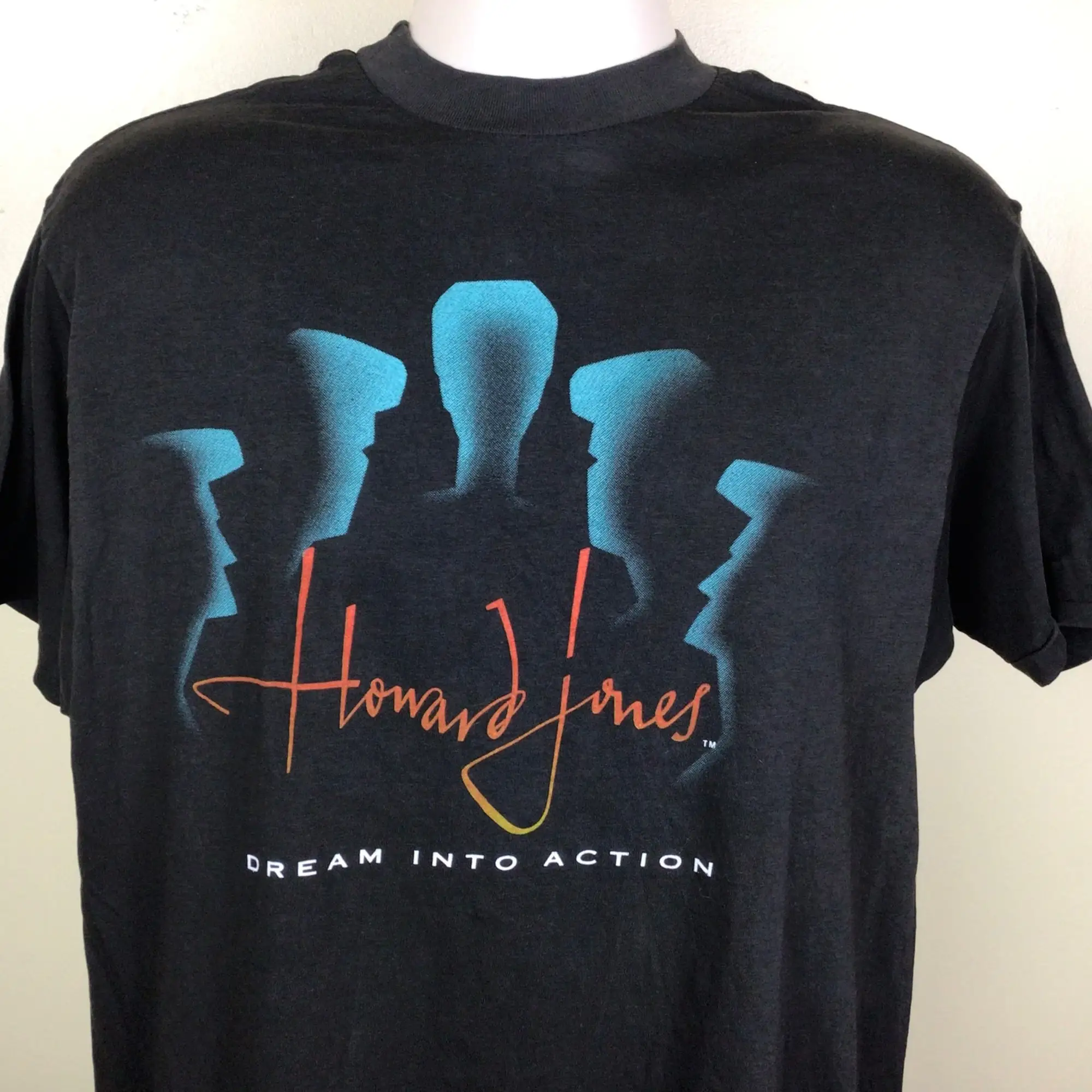 

Vtg 1985 Howard Jones Concert TShirt Black L/XL 80s Dream Into Action New Wave Synthpop Band