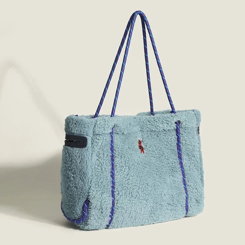 

Большая вместительная женская сумка-тоут из овечьей шерсти в японском стиле, новая модель для осени-зимы, повседневная, простая, элегантная, универсальная.