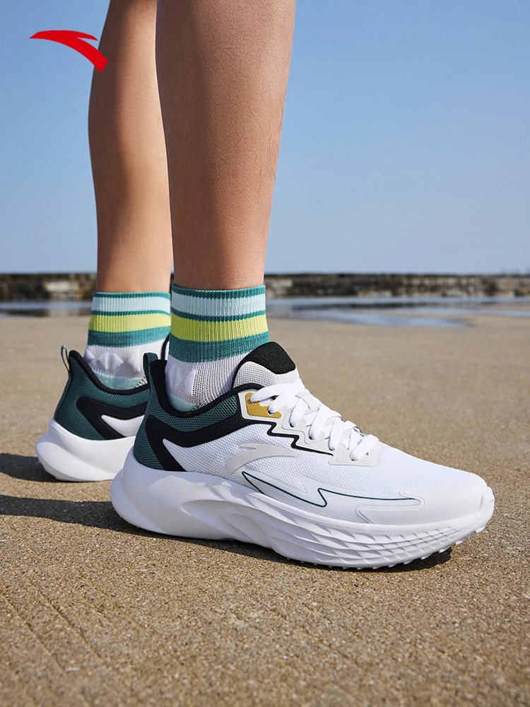 ANTA men's running shoes are shock-absorbing, anti slip, and wear-resistant sports shoes