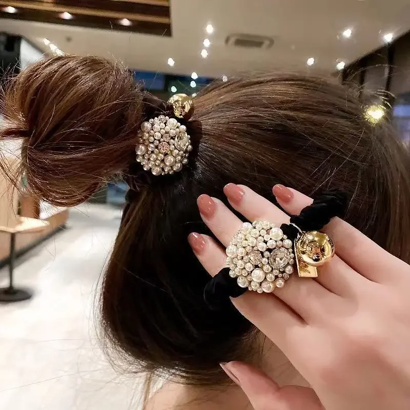 Pearl rhinestone head rope female ponytail vintage simple temperament high-grade sense hair rope leather band ball head large co