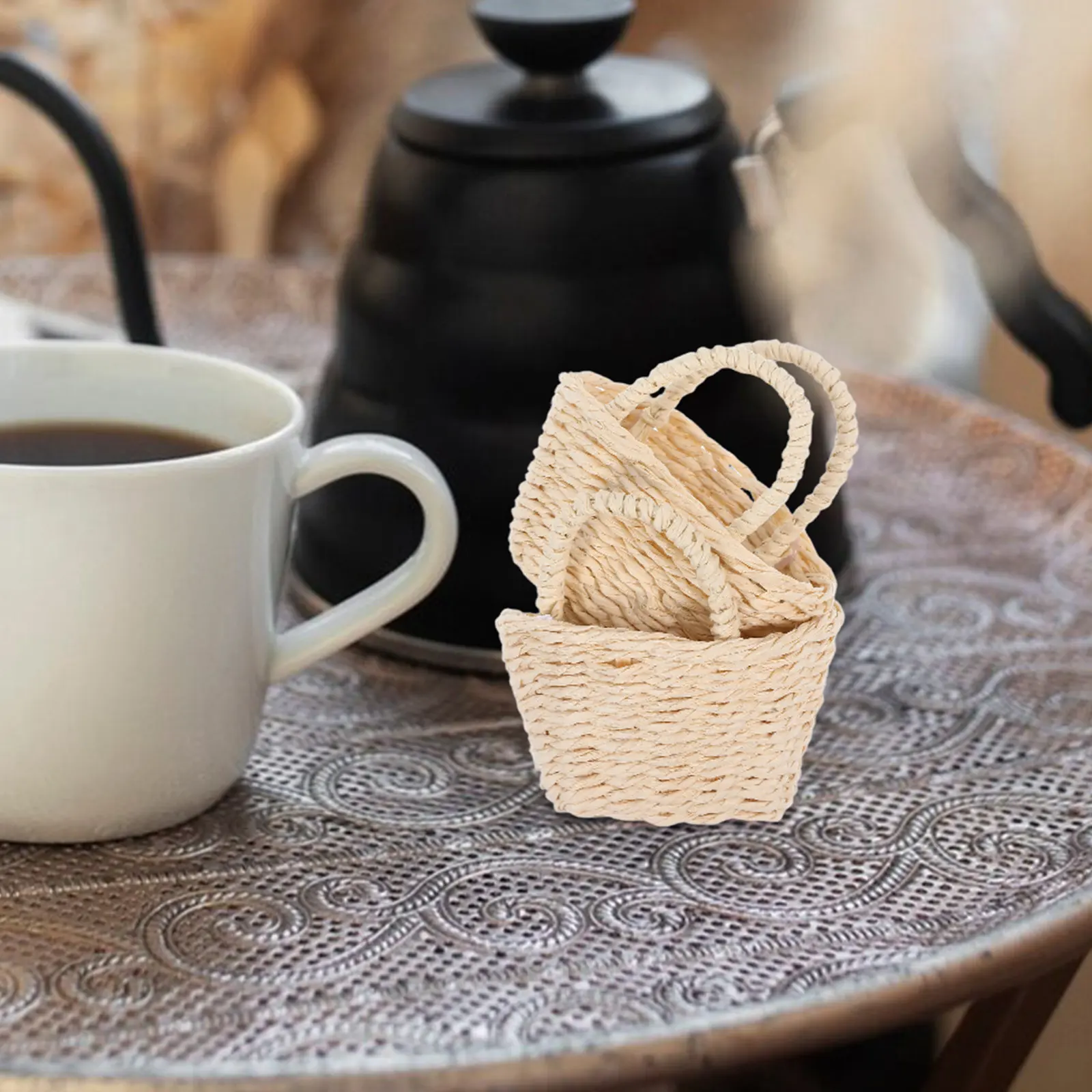 2Pcs Mini Woven Raffia Basket Portable Handles Rustic Style for Small Storage Home Decoration Creative DIY Projects Miniature