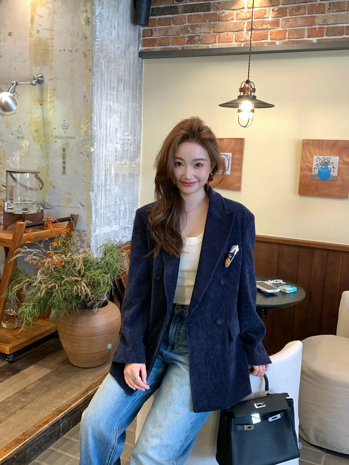 

Женский повседневный костюм Briti Holiday Vintage: уникальный дизайн, широкие лацканы, цветной блок, пиджак из полиэфирного волокна, длинный рукав