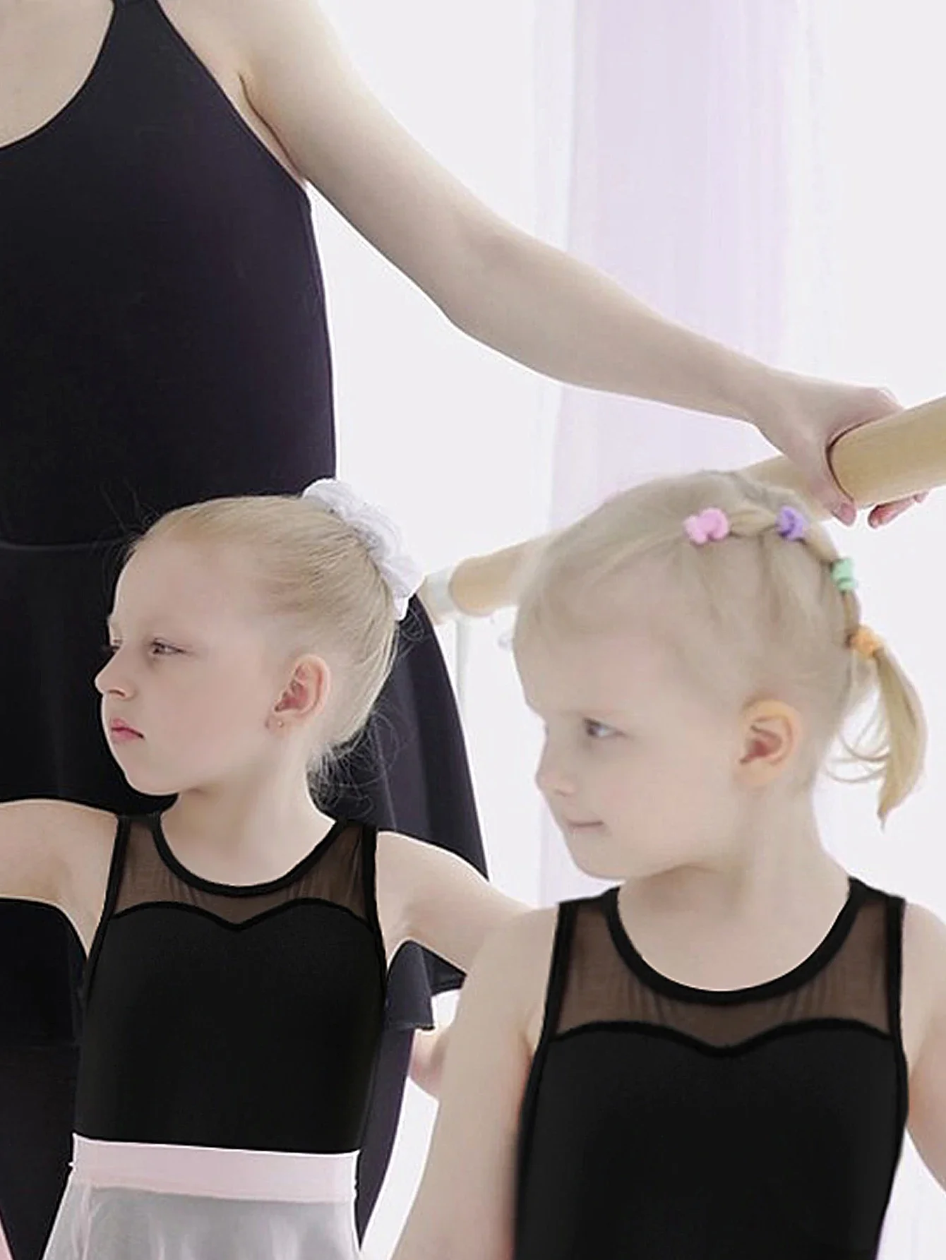 女の子バレエダンスレオタードウォータードロップバックノースリーブタンクダンスウェアダンス練習用のフルフロント裏地付き