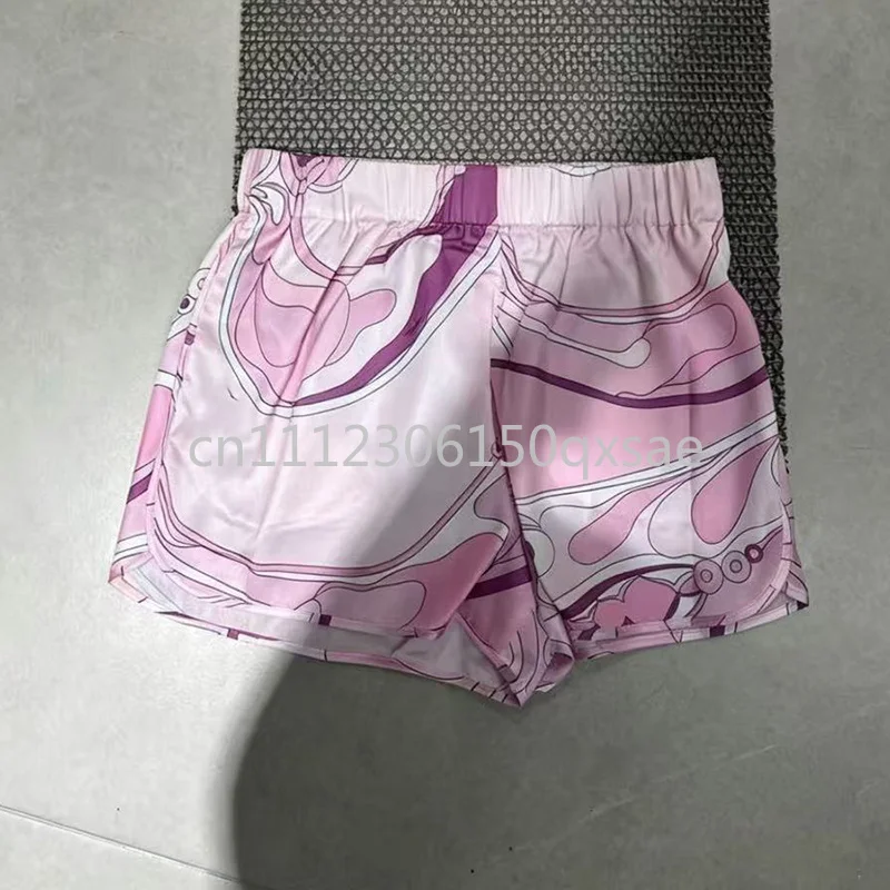 Classic Design Women's Shorts Sets with Designer Signature Letter Logo Luxury Brand Women's Loose Cloaks Top Sets view 6