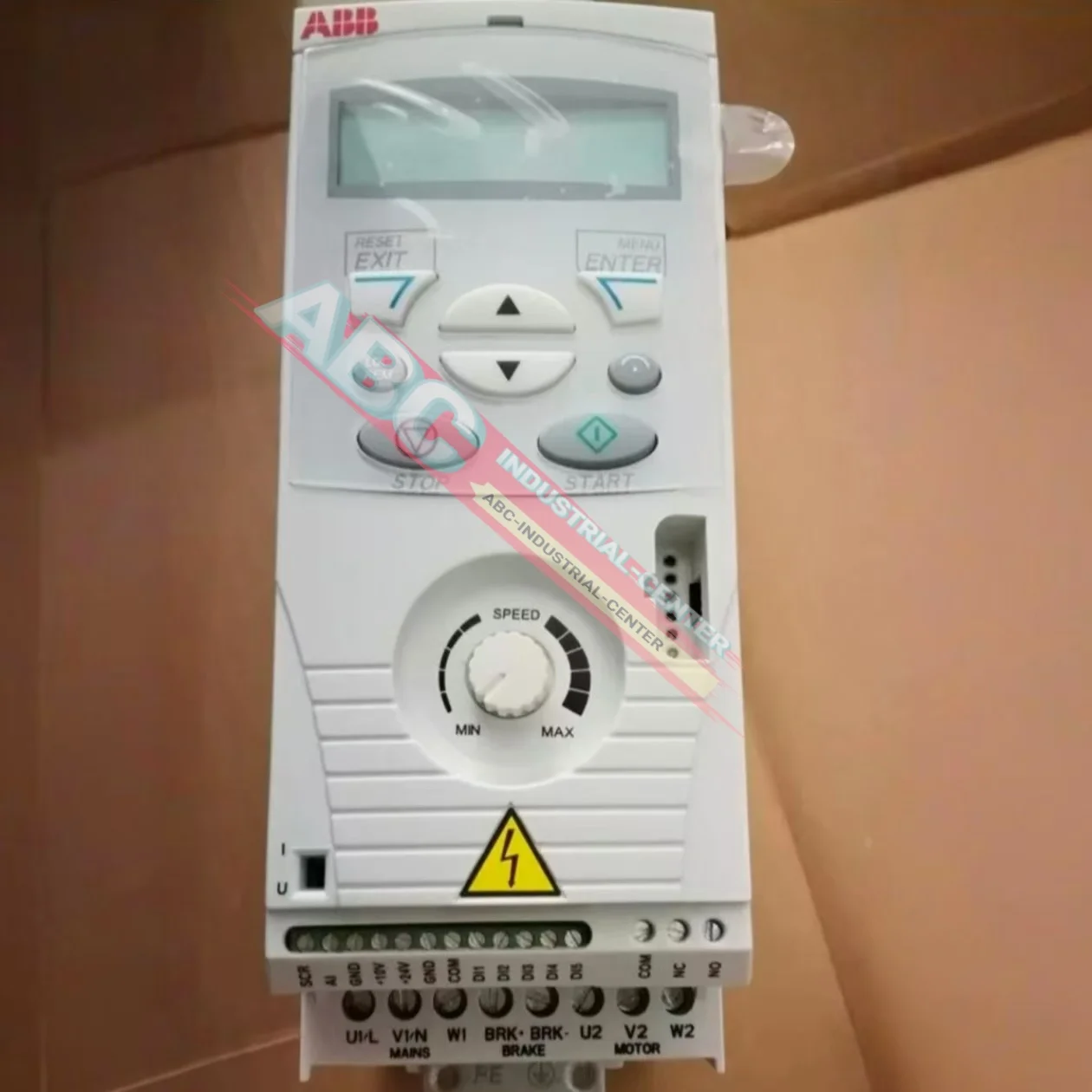 

ACS150-01E-06A7-2 ACS150-01E-07A5-2 100%NEW Frequency Converter