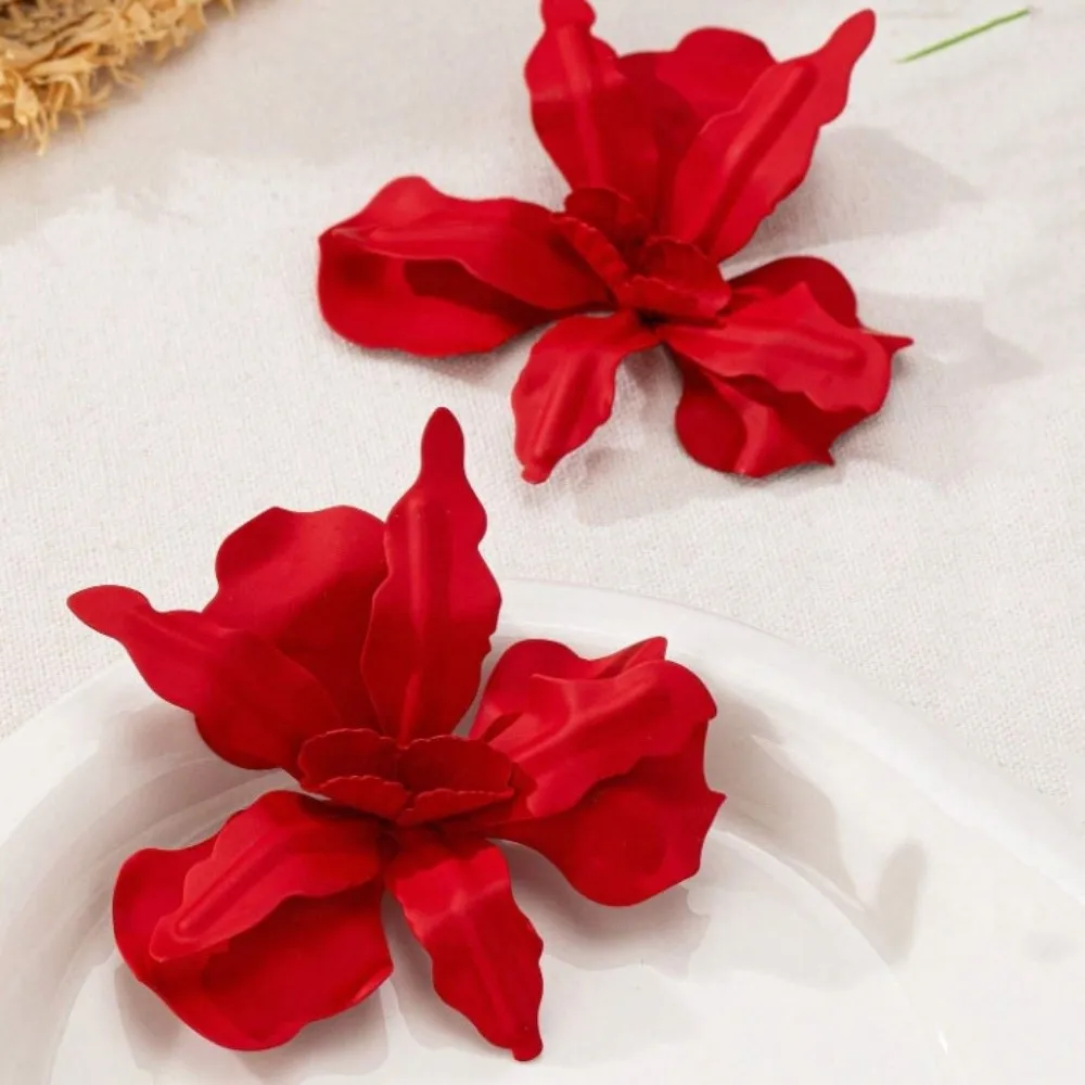 Temperament Pleated Exaggerated Flower Earrings Irregular Baking Paint Large Flower Earrings Luxury Petal Ear Accessories Gift